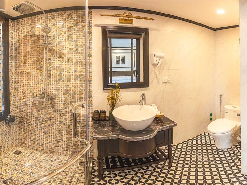 sena cruise lan ha bay 11