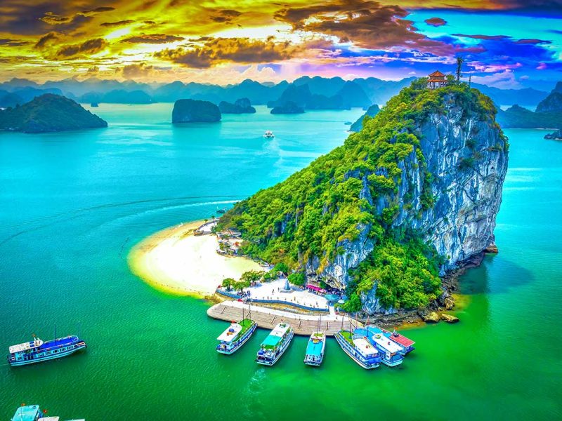 ti top island halong bay 2 ti top island halong bay 2