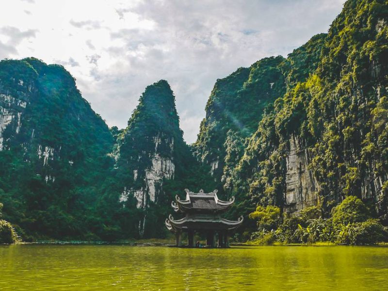 Trang An boat trip in Ninh Binh